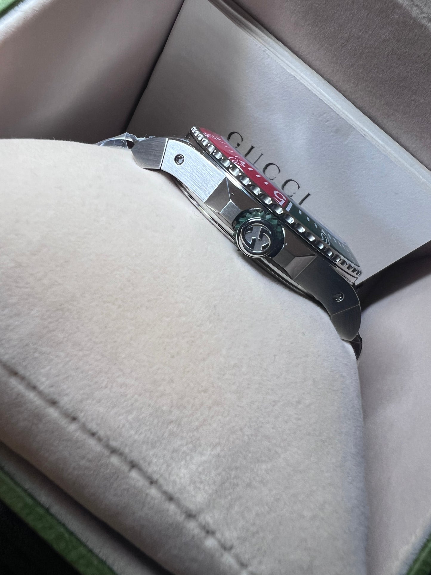 Gucci Dive Green And Red 45mm Dive Gucci Watch YA136222